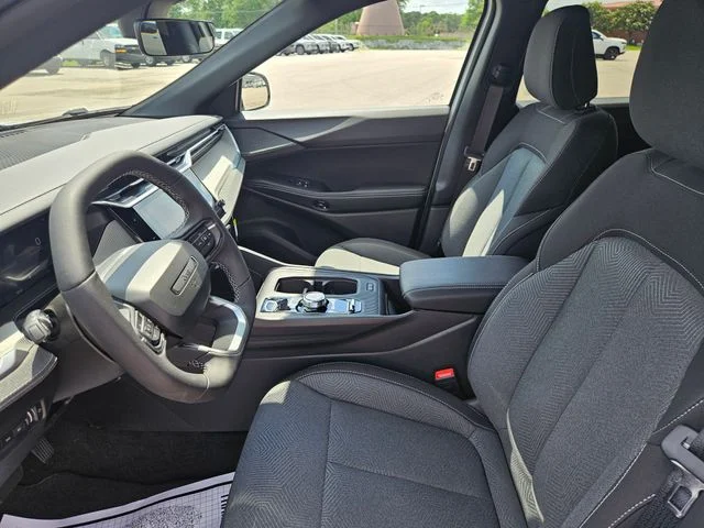 New 2026 Bright White Clear-Coat Exterior Paint Jeep Laredo image 9