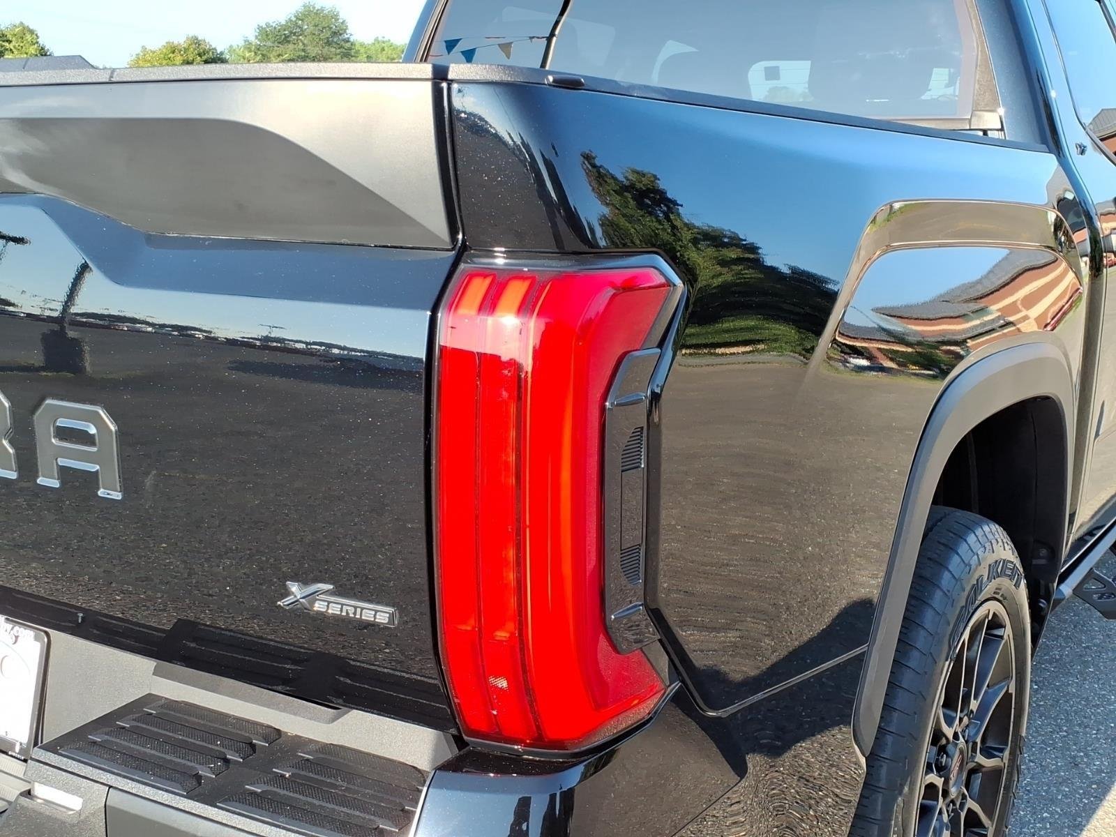 Used 2023 Midnight Black Metallic Toyota SR5 image 18