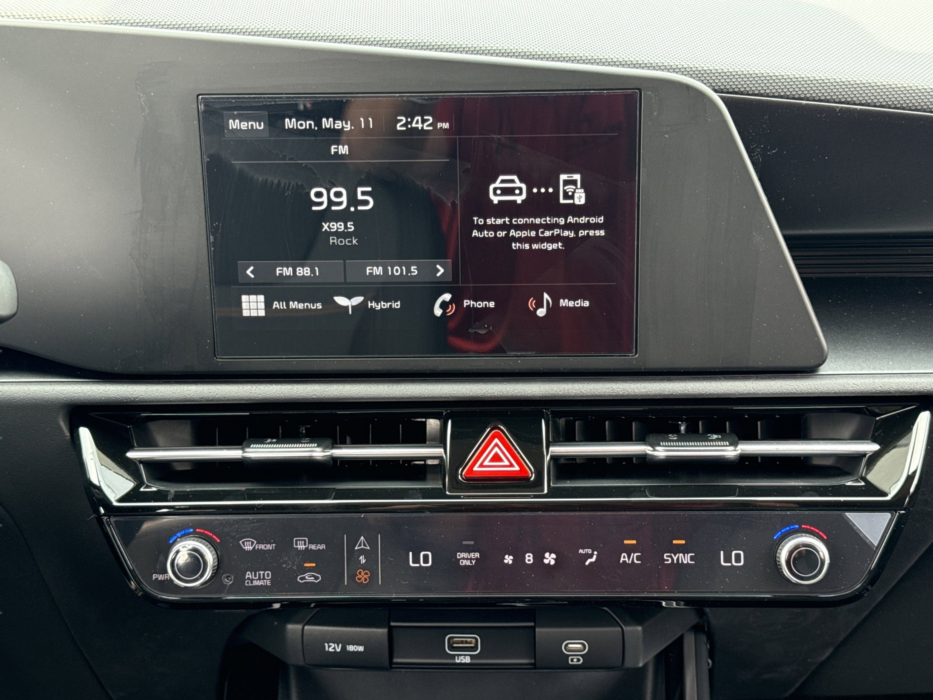 New 2026 Aurora Black Pearl Kia LX image 7