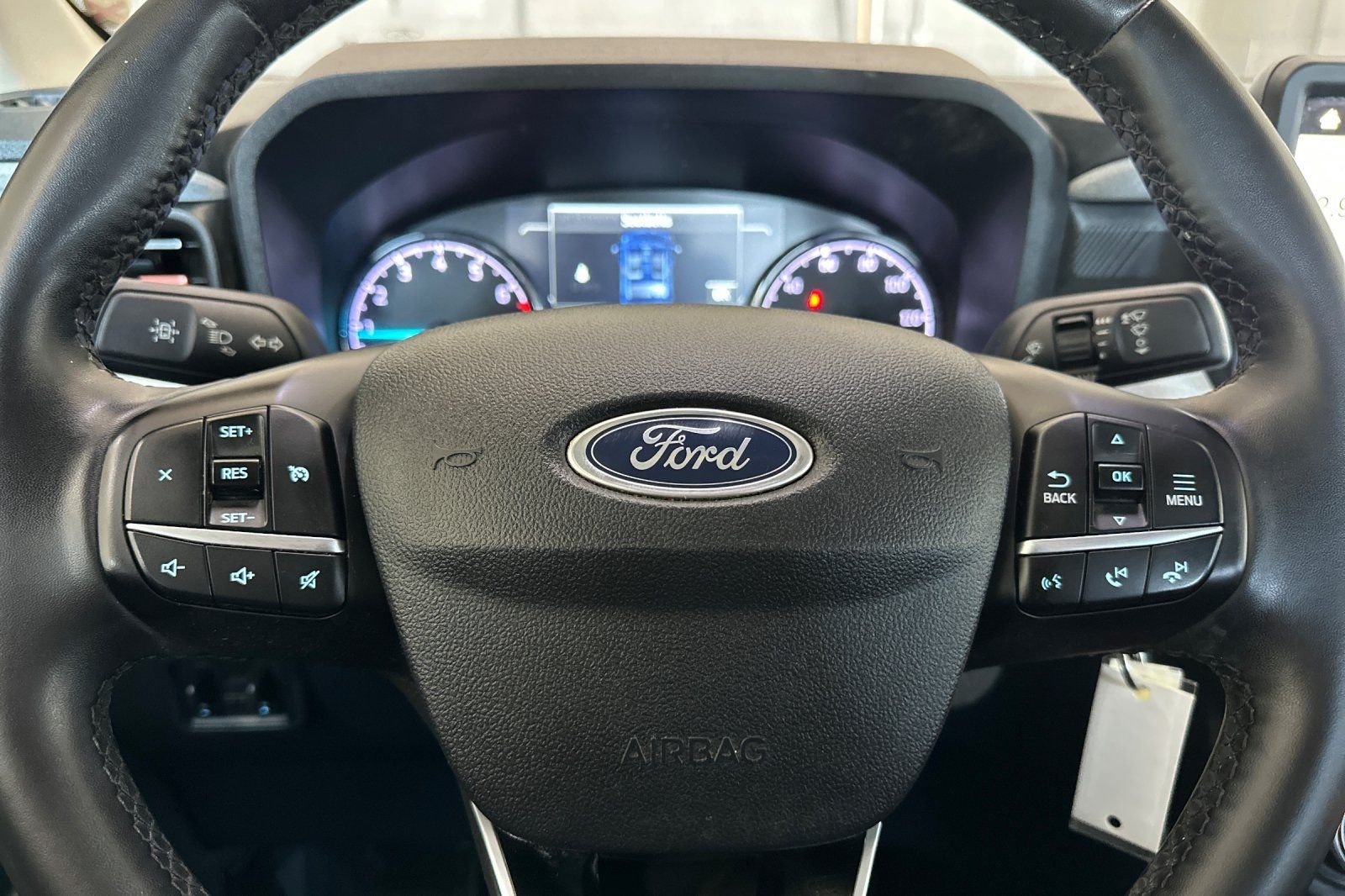 Used 2023 Green Ford XLT image 22