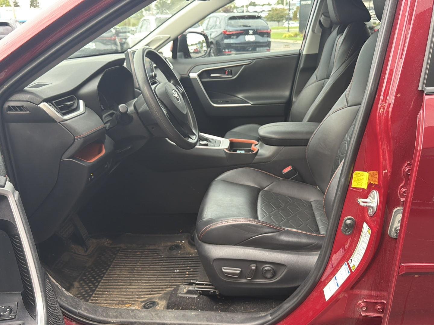 Used 2019 Ruby Flare Pearl Toyota Adventure image 5
