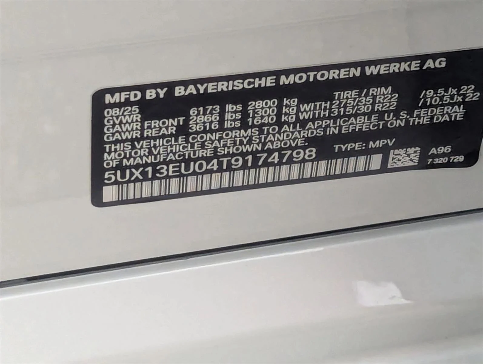 Used 2026 Mineral White Metallic BMW sDrive40i image 22