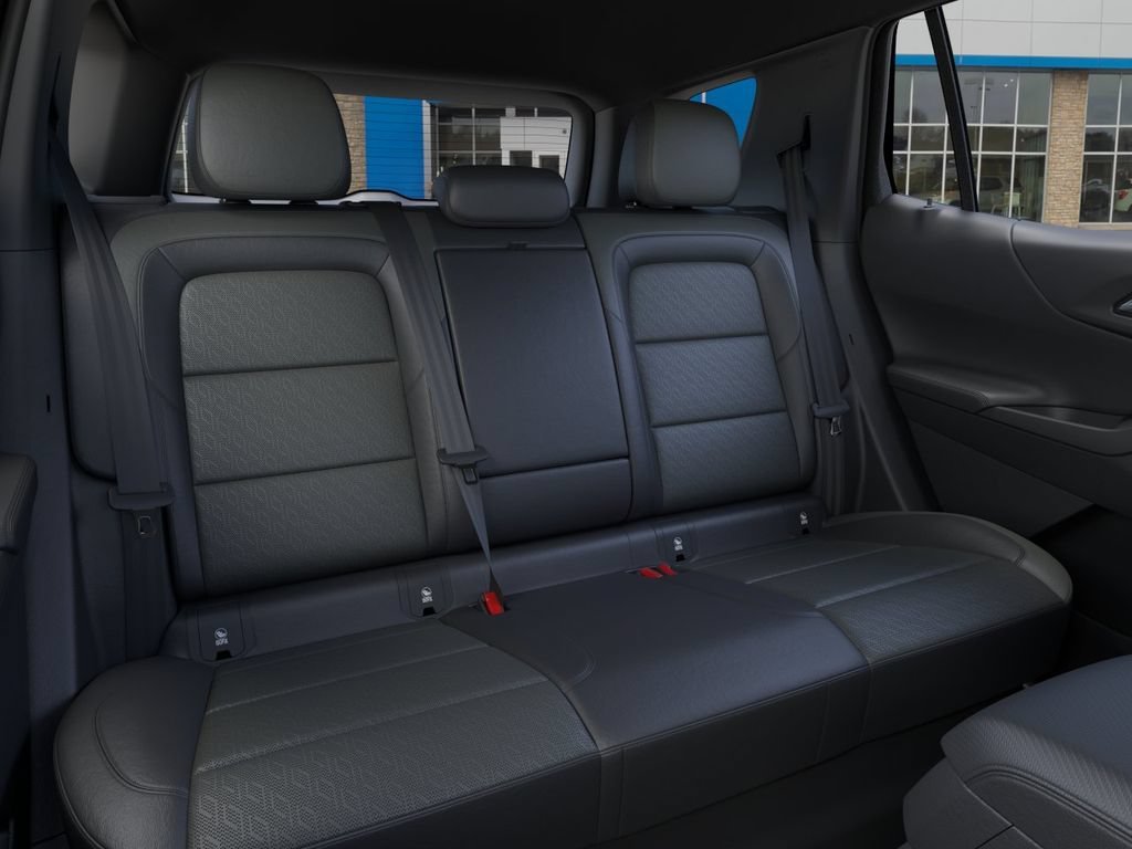 2027 Chevrolet Equinox LT - Photo 17