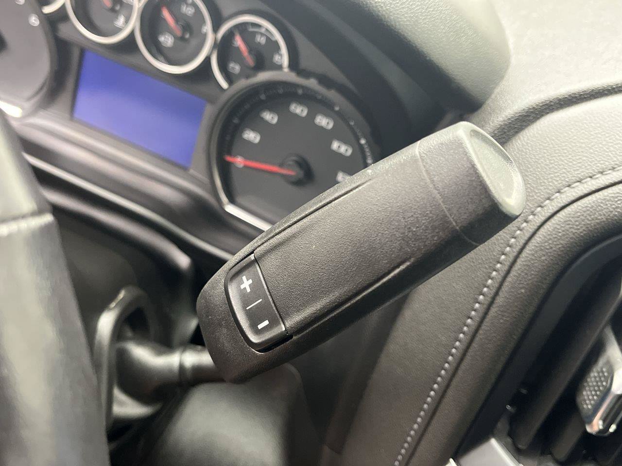 2022 Chevrolet Silverado 1500 LT - Photo 25