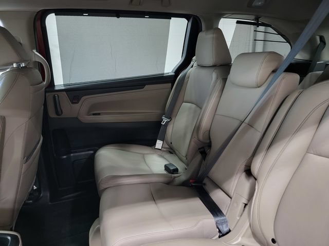 Used 2022 Red Honda Touring image 13