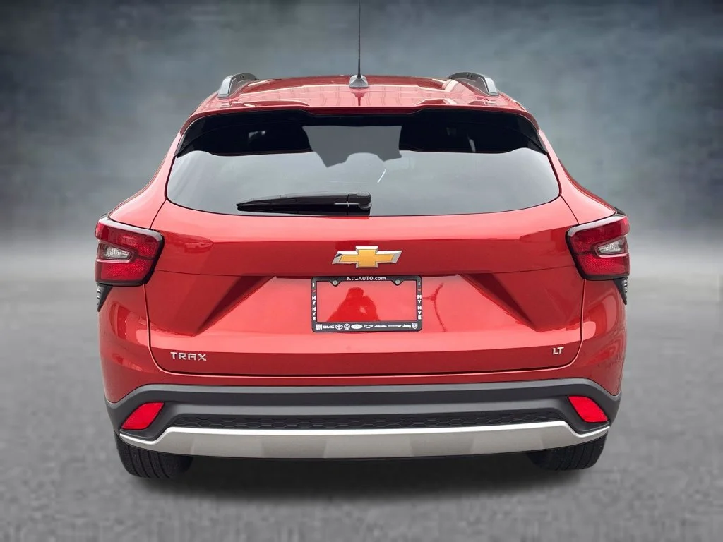 Used 2024 Cayenne Orange Metallic Chevrolet LT image 4