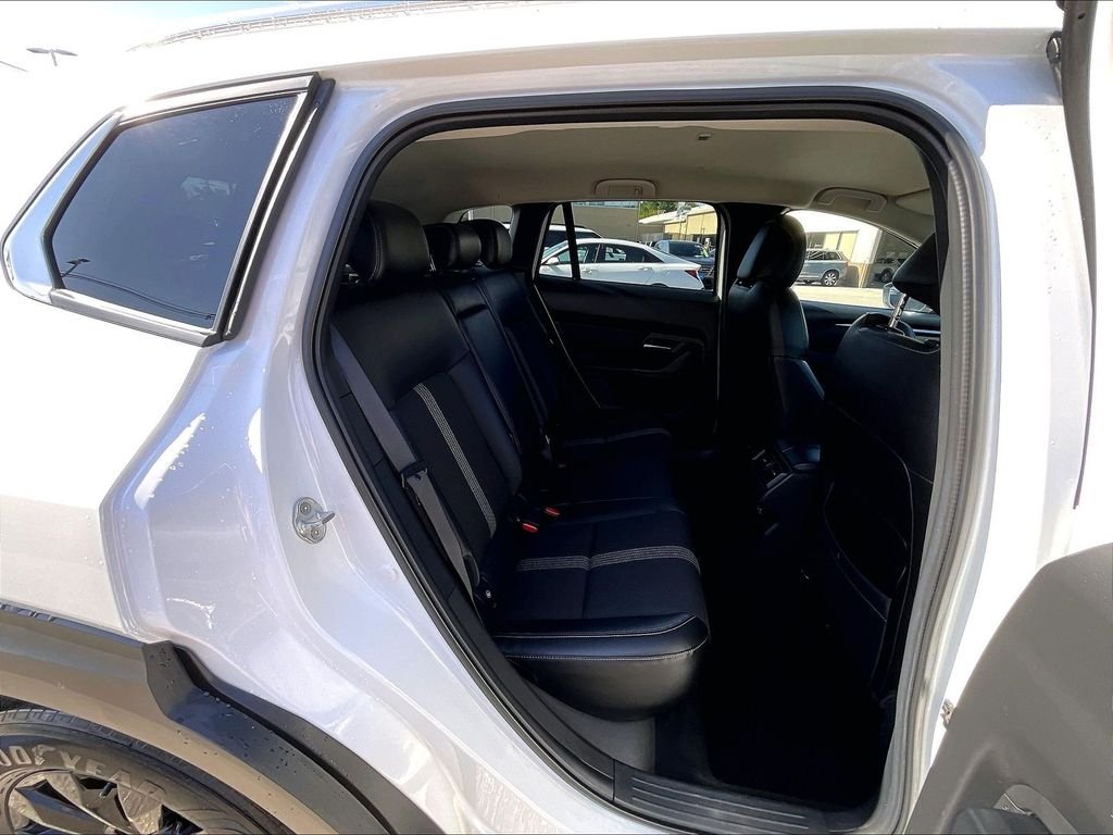 Used 2025 Wind Chill Pearl Mazda 2.5 S Select Package image 16