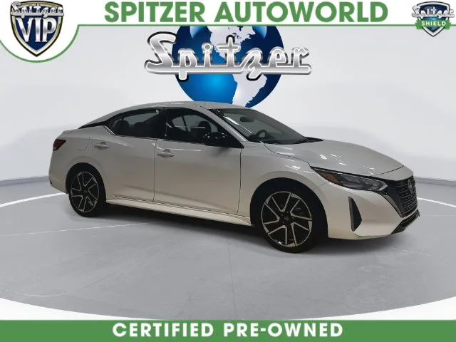 Certified Used 2025 White Nissan SR image 4