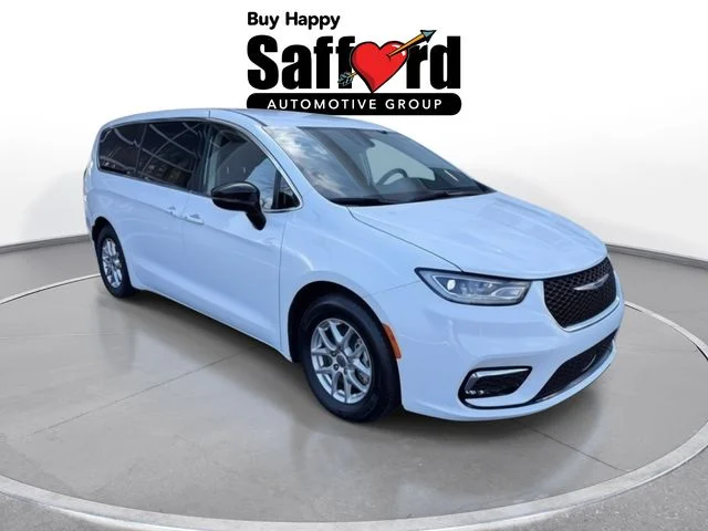 Used 2024 White Chrysler Touring L image 9