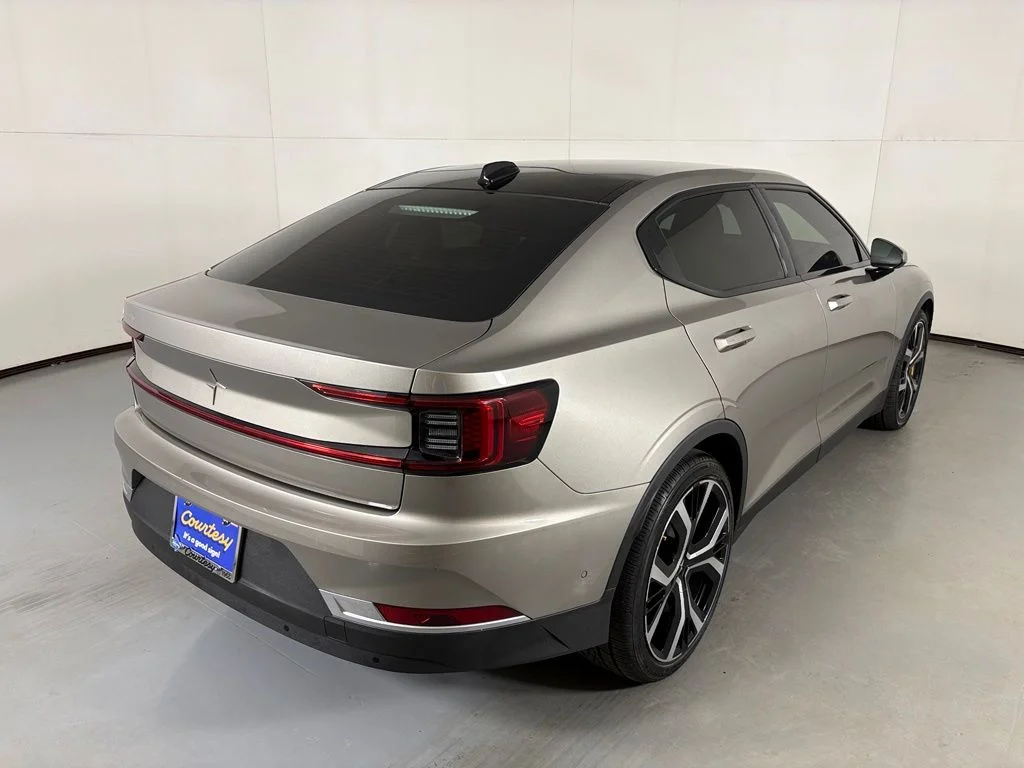 Used 2022 Gold Polestar Long Range Dual Motor image 8