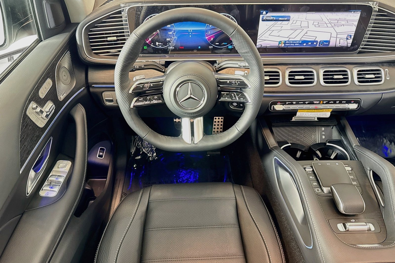 New 2026 MANUFAKTUR Moonlight White Metallic Mercedes-Benz GLS 450 image 20