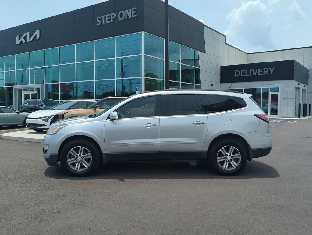 Used 2015 Silver Chevrolet 2LT image 4