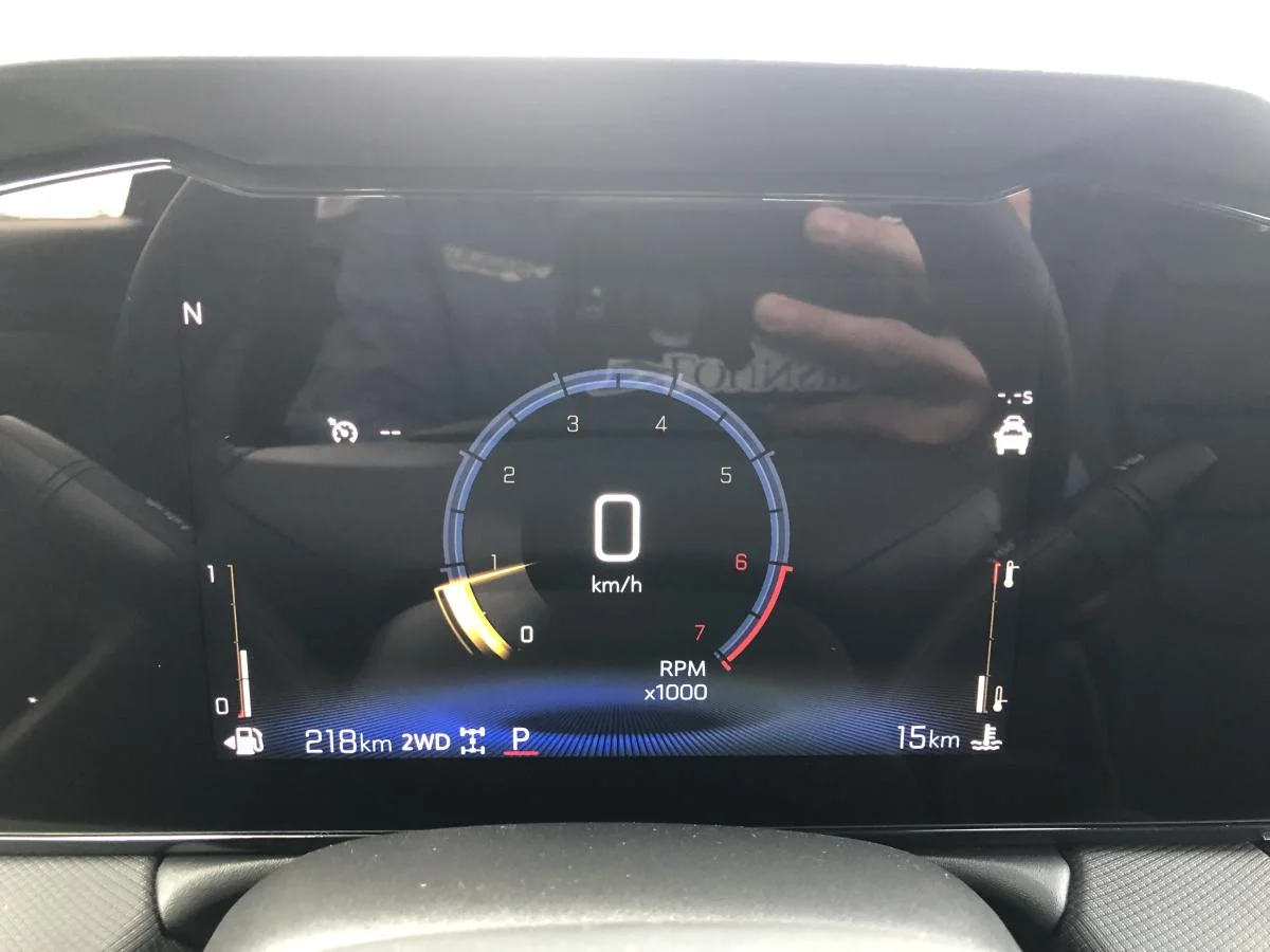 New 2026 Black Chevrolet Awd 4dr Activ image 13