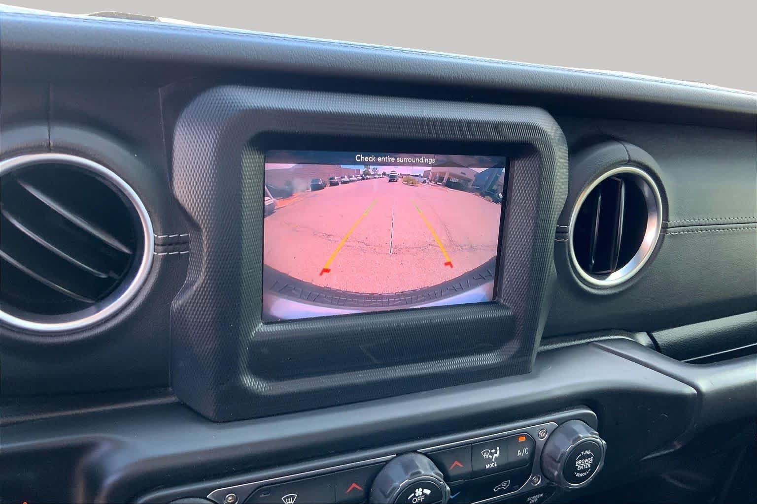 Used 2020 Black Clearcoat Jeep Sahara image 26