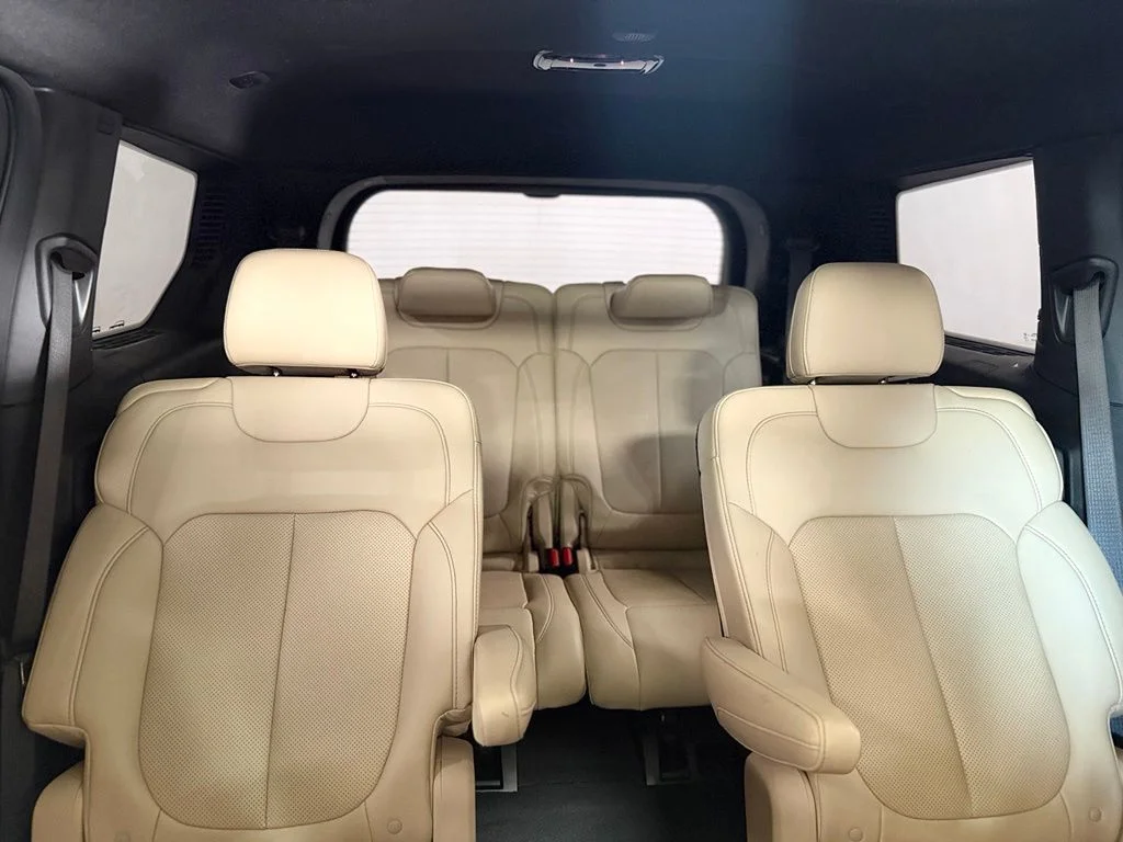 Used 2024 Black Jeep Limited image 16