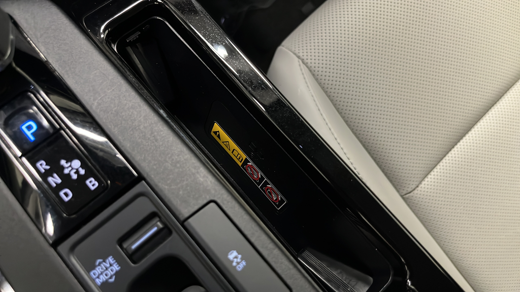 Used 2024 Gray Toyota XLE image 31