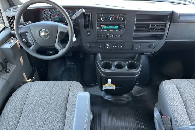 2025 Chevrolet Express Cargo Work Van - Photo 16