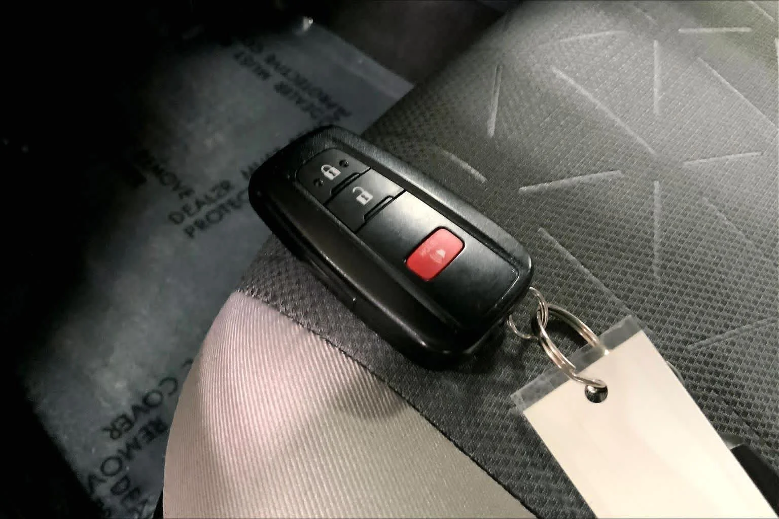 Used 2025 Magnetic Gray Metallic Toyota Hybrid XLE image 15