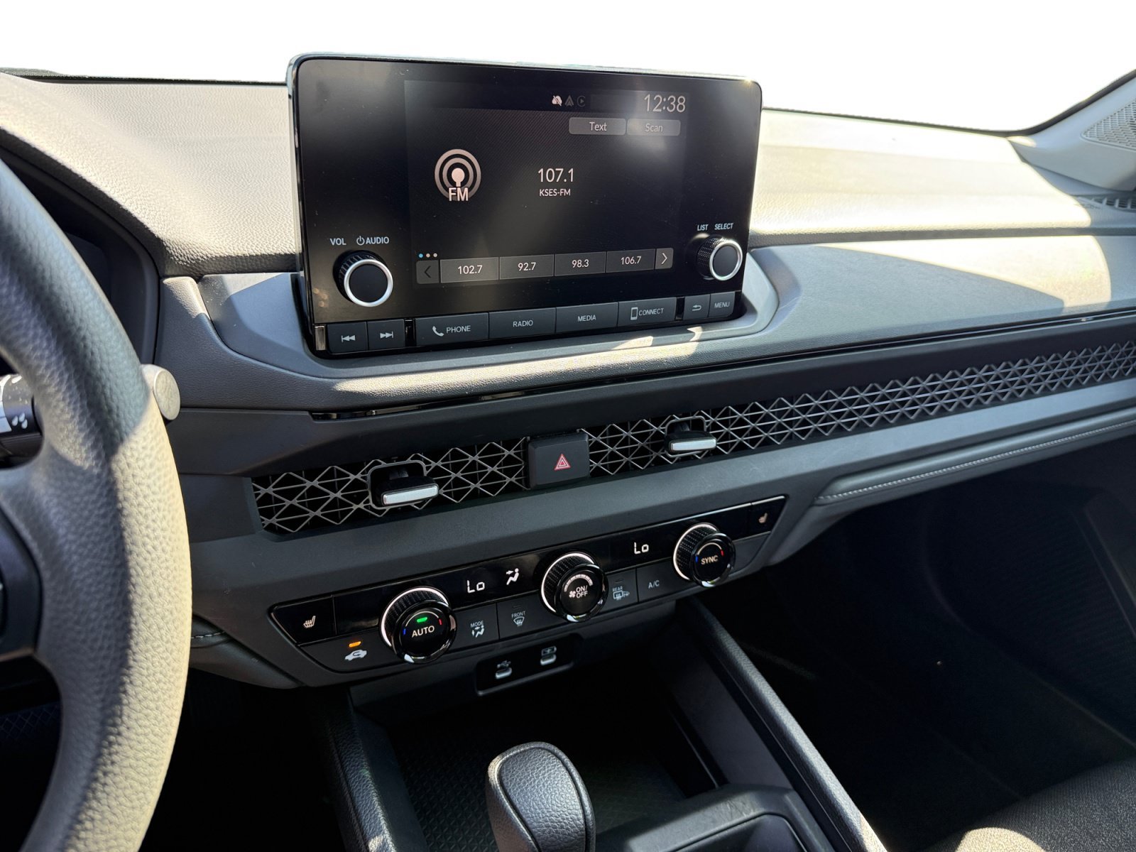 2024 Honda Accord EX - Photo 32
