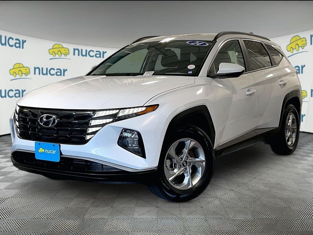 Used 2024 White Hyundai SEL image 3