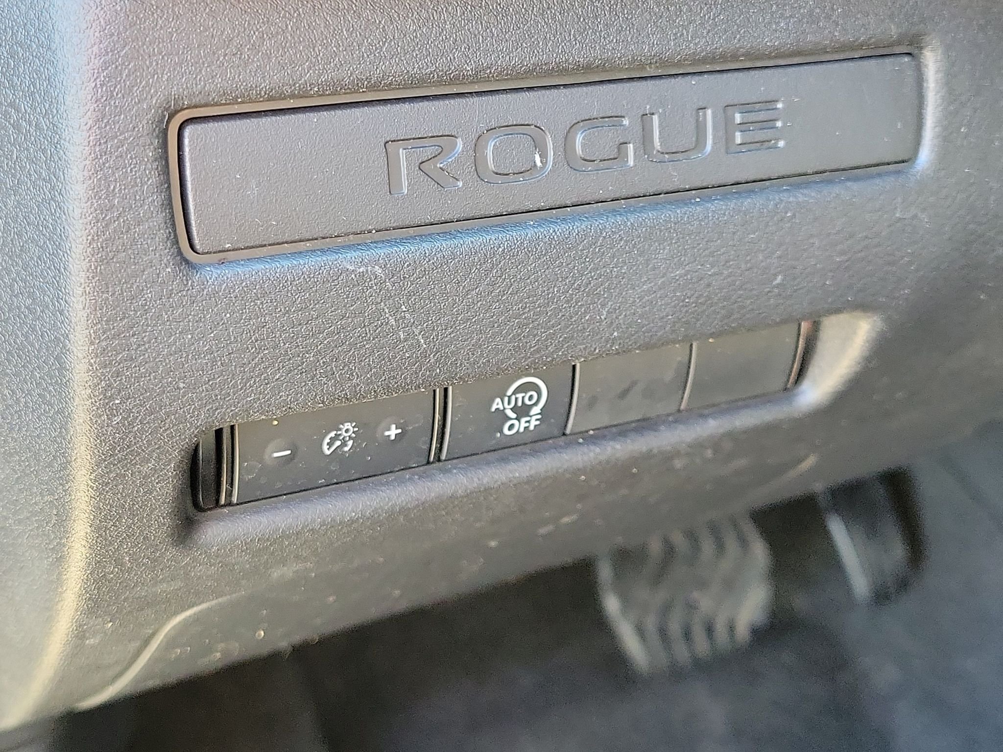 Used 2023 Gun Metallic Nissan S image 10