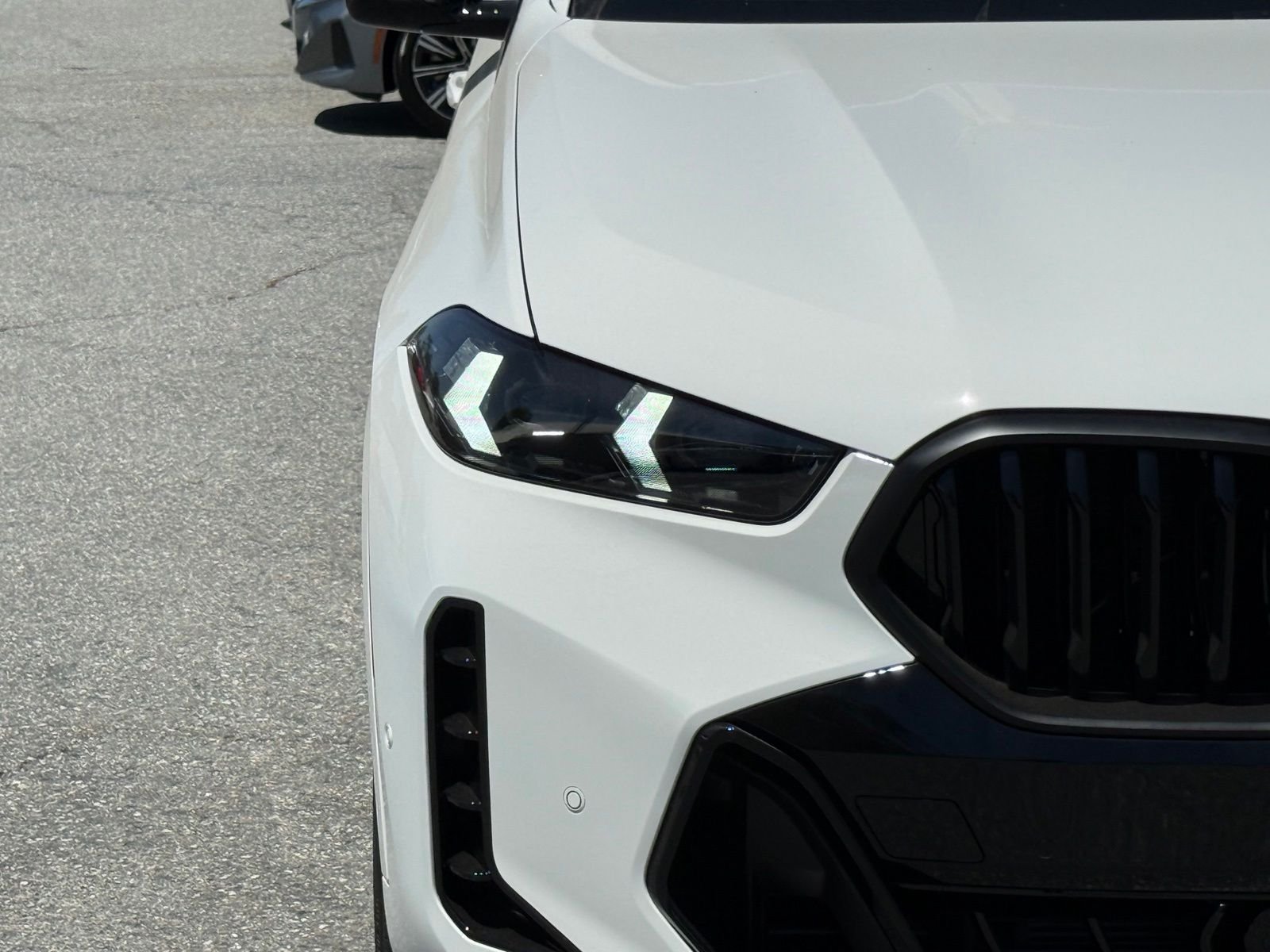 New 2027 Alpine White BMW xDrive40i image 13
