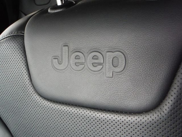 Used 2020 Silver Jeep Limited image 16