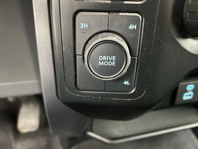 2023 Ford F-150 XLT - Photo 14