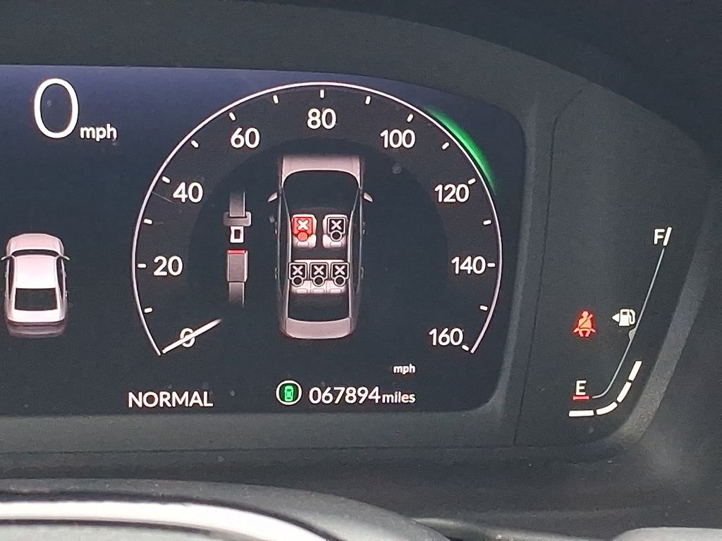 Used 2024 Silver Honda Touring image 21