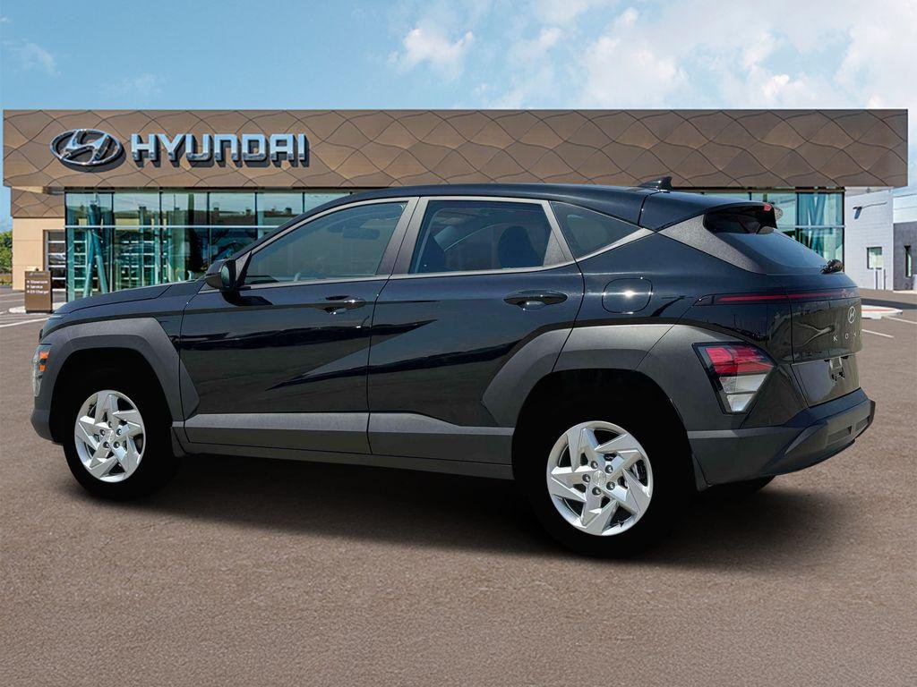 New 2026 Black Hyundai SE AWD image 4