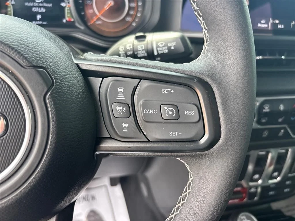 Used 2025 Black Jeep Willys image 23