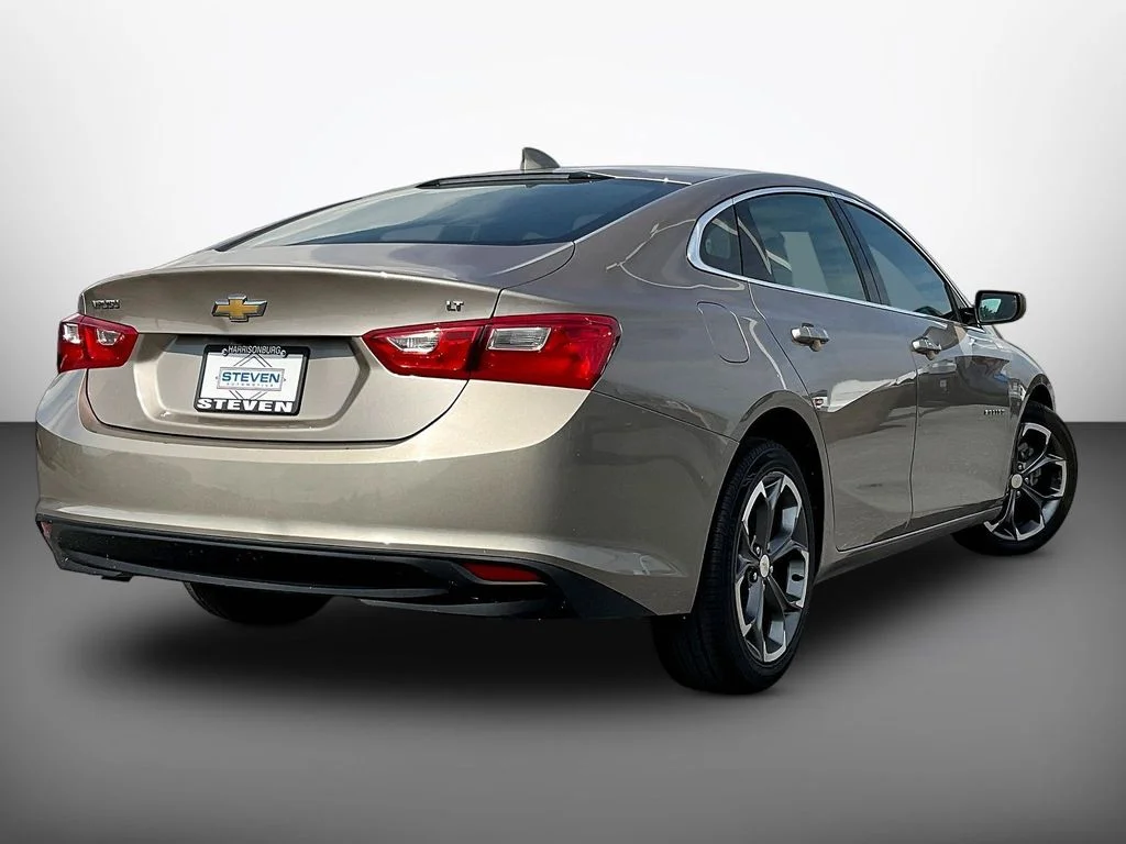 Certified Used 2023 Mineral Gray Metallic Chevrolet LT image 6