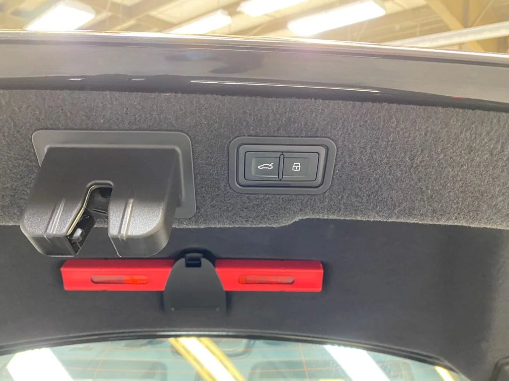 Used 2019  Audi L 55 image 31