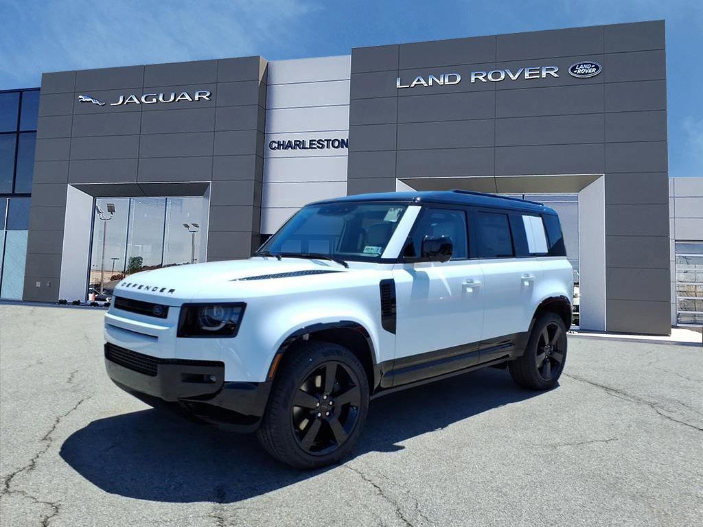 2026 Land Rover Defender 110 X-Dynamic SE P400's photo