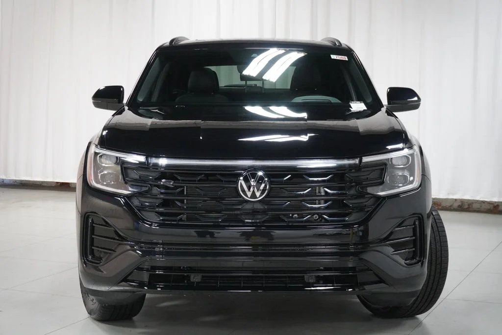 New 2026 Deep Black Volkswagen 2.0T SEL R-Line Black image 5