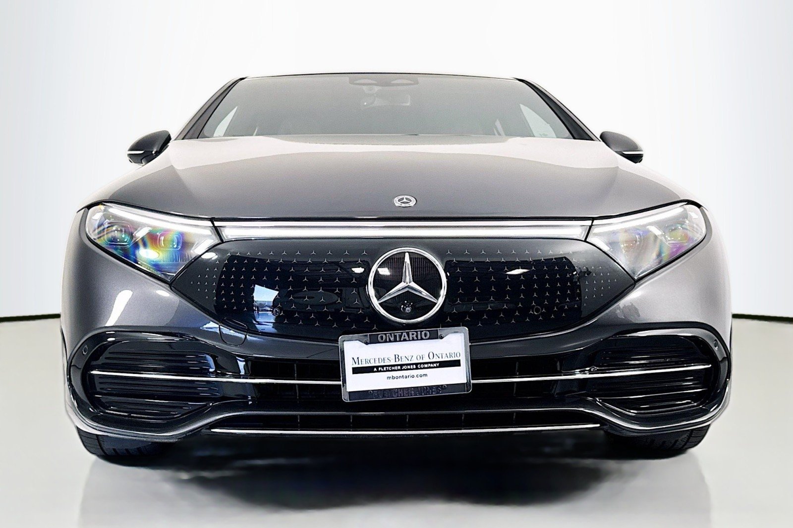 Used 2022 Graphite Grey Metallic Mercedes-Benz 450+ image 3
