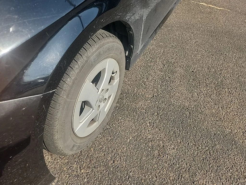 Used 2010 Black Toyota II image 8