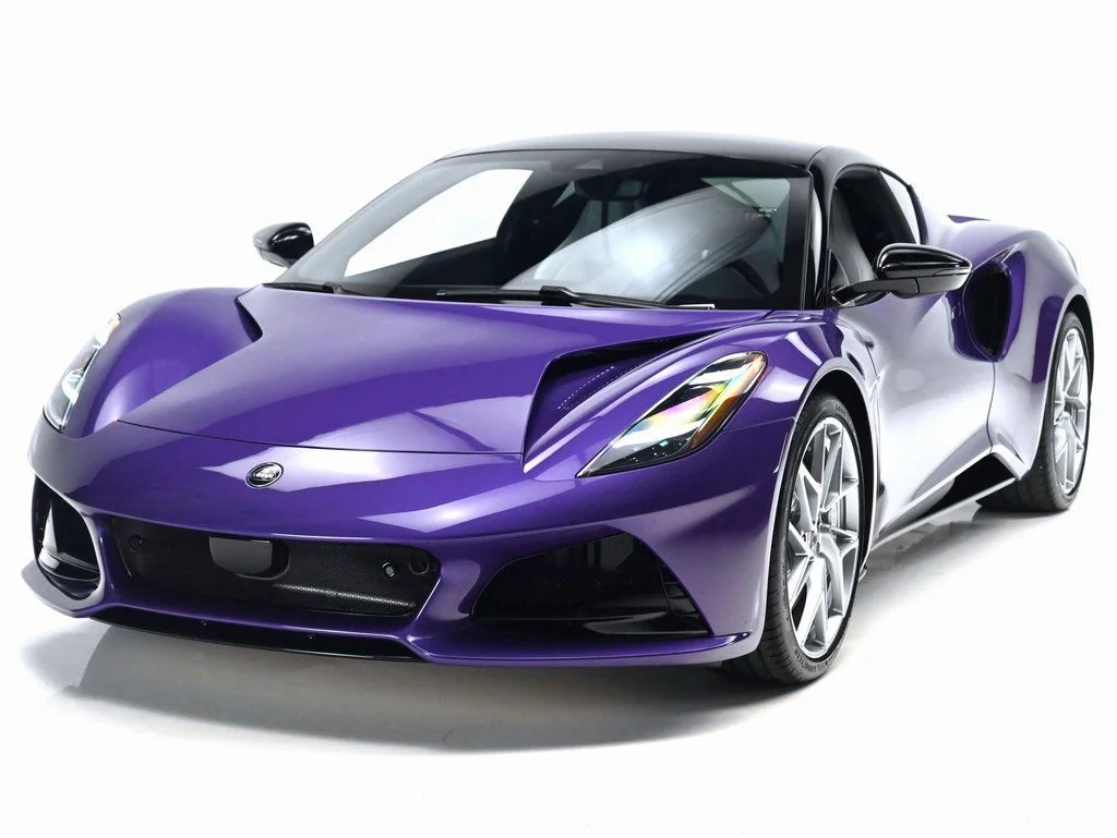 2026 Lotus Emira - Photo 28
