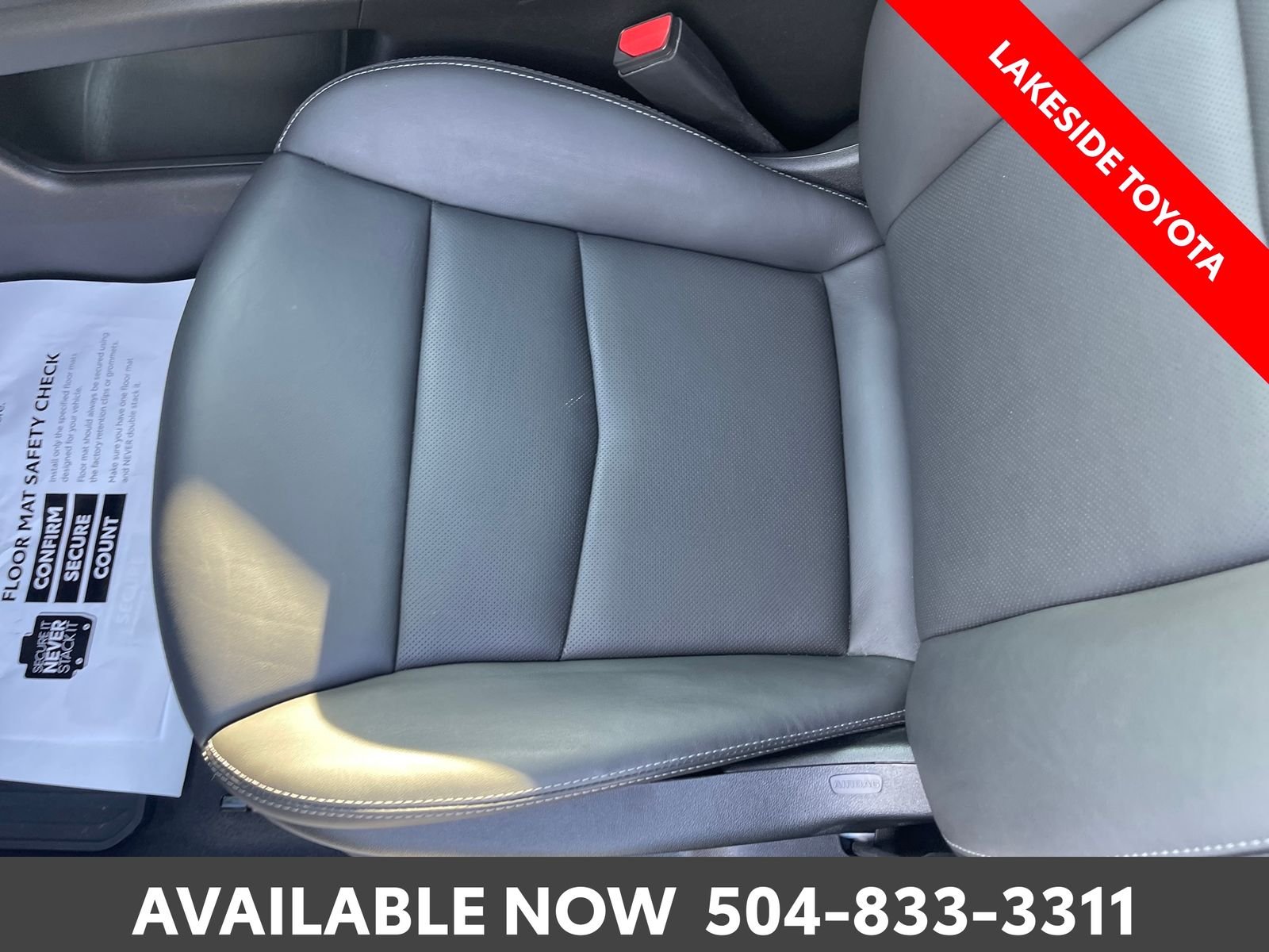 Used 2025 White Cadillac Sport image 30