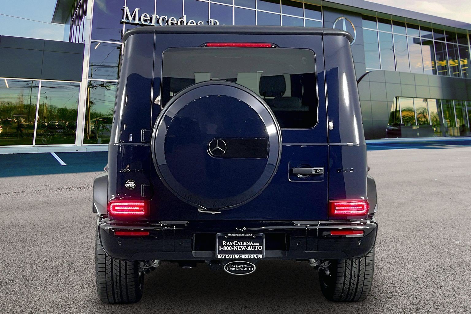 New 2027 MANUFAKTUR Dark Blue Non-Metallic Mercedes-Benz AMG® G 63 SUV image 17