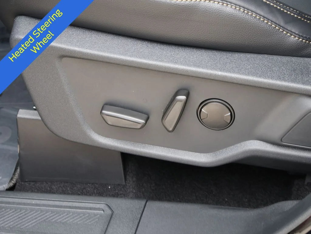 New 2026 Shadow Black Ford Badlands® image 23
