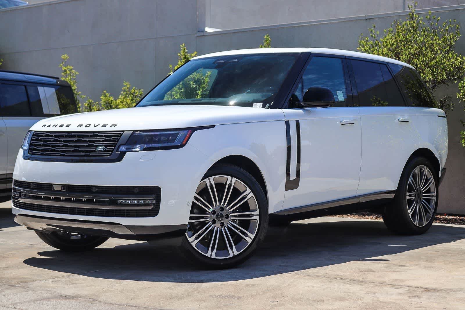 2026 Land Rover Range Rover SE