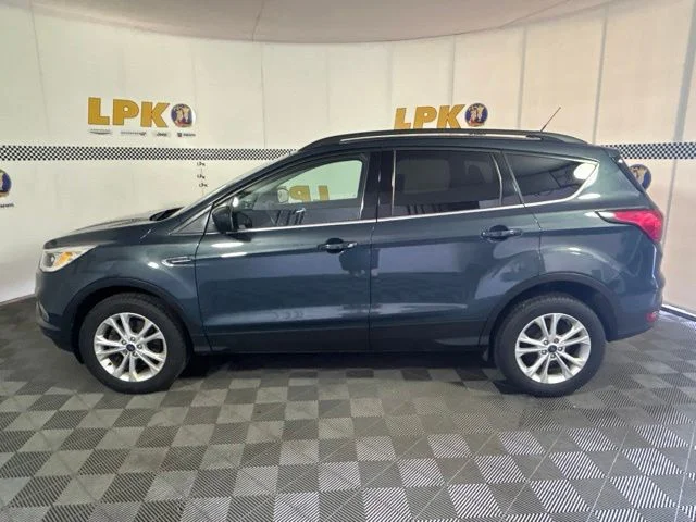 Used 2019 Sea Green Ford SEL image 7