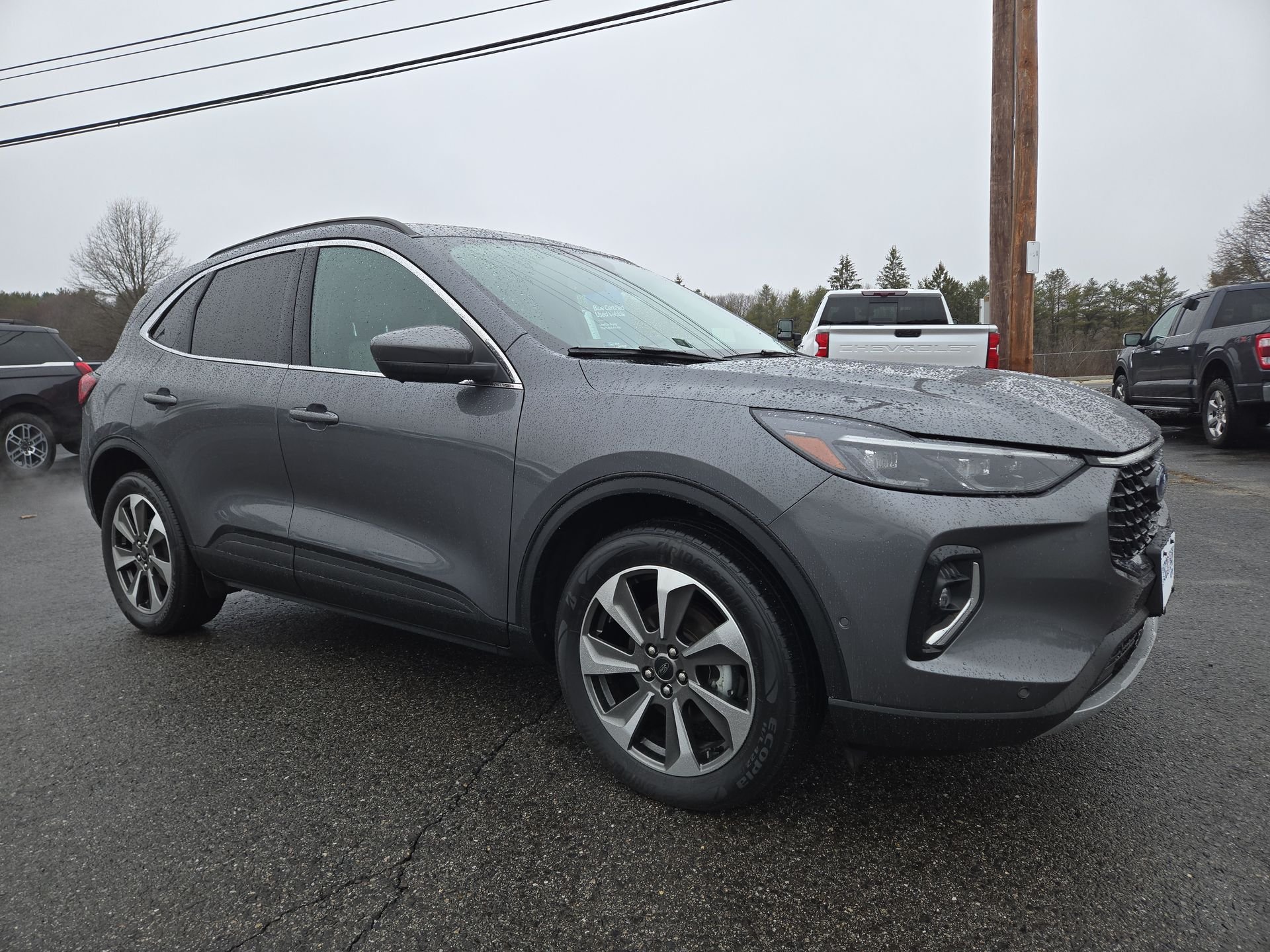 Carbonized Gray Metallic 2023 Ford Escape Platinum AWD SUV / Crossover All-Wheel Drive 8-Speed Automatic