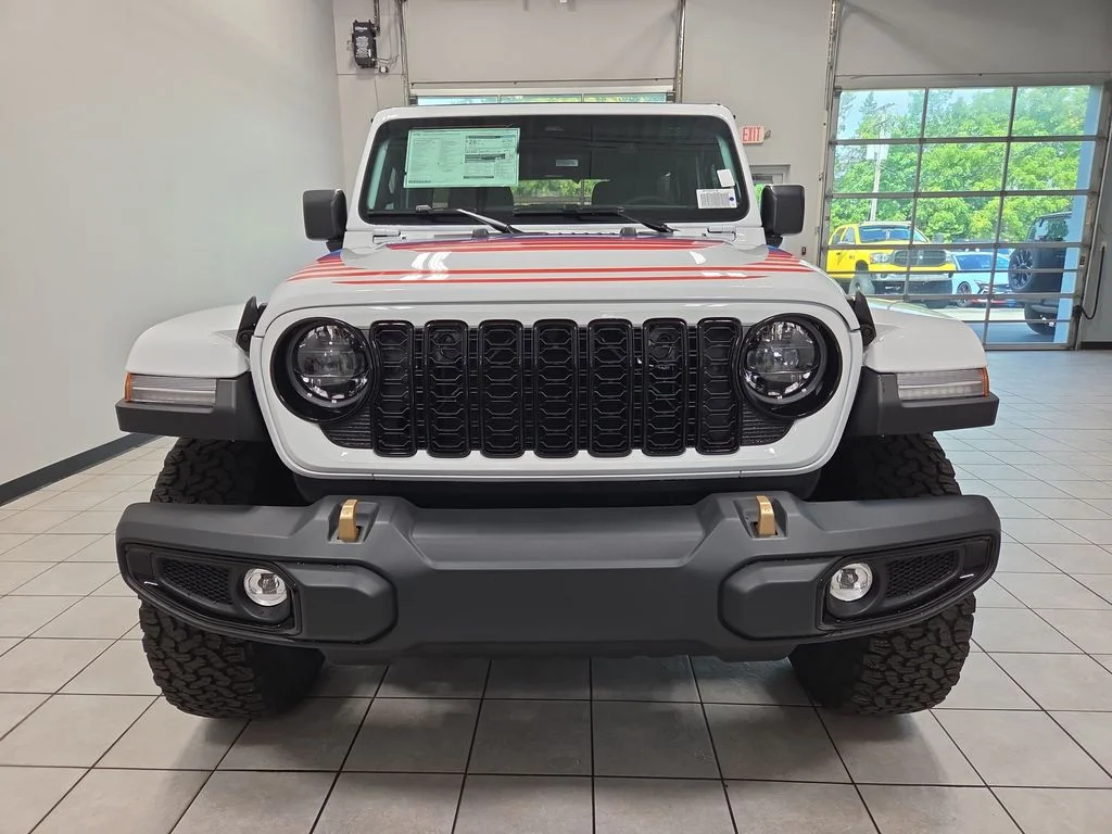 New 2026 Bright White Clearcoat Jeep  image 2