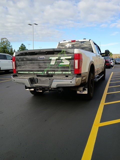 Used 2022 Gray Ford Lariat image 2