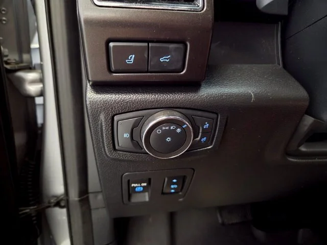 Used 2021 Silver Ford Limited image 30
