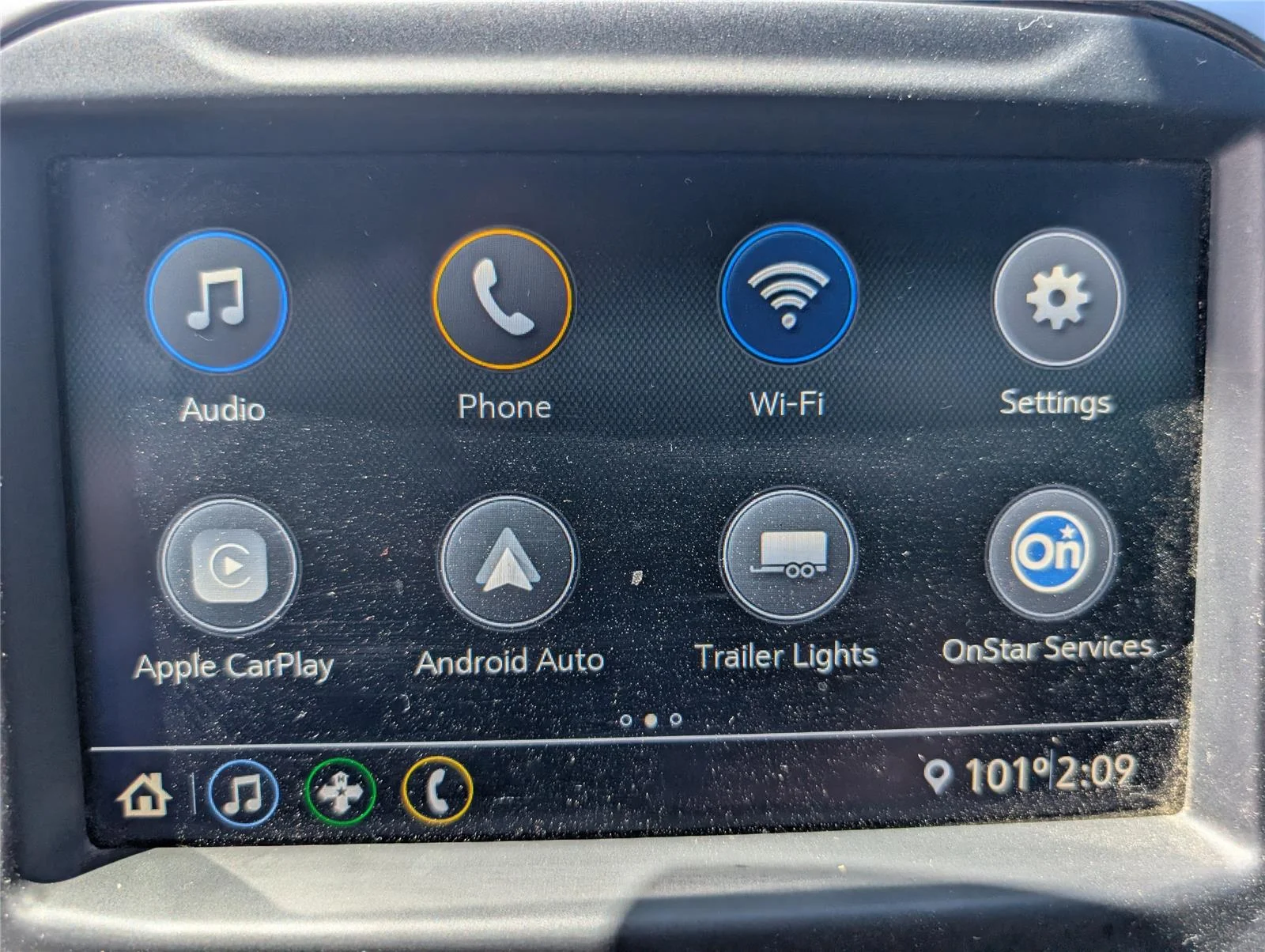 Used 2022 Iridescent Pearl Tricoat Chevrolet RST image 12