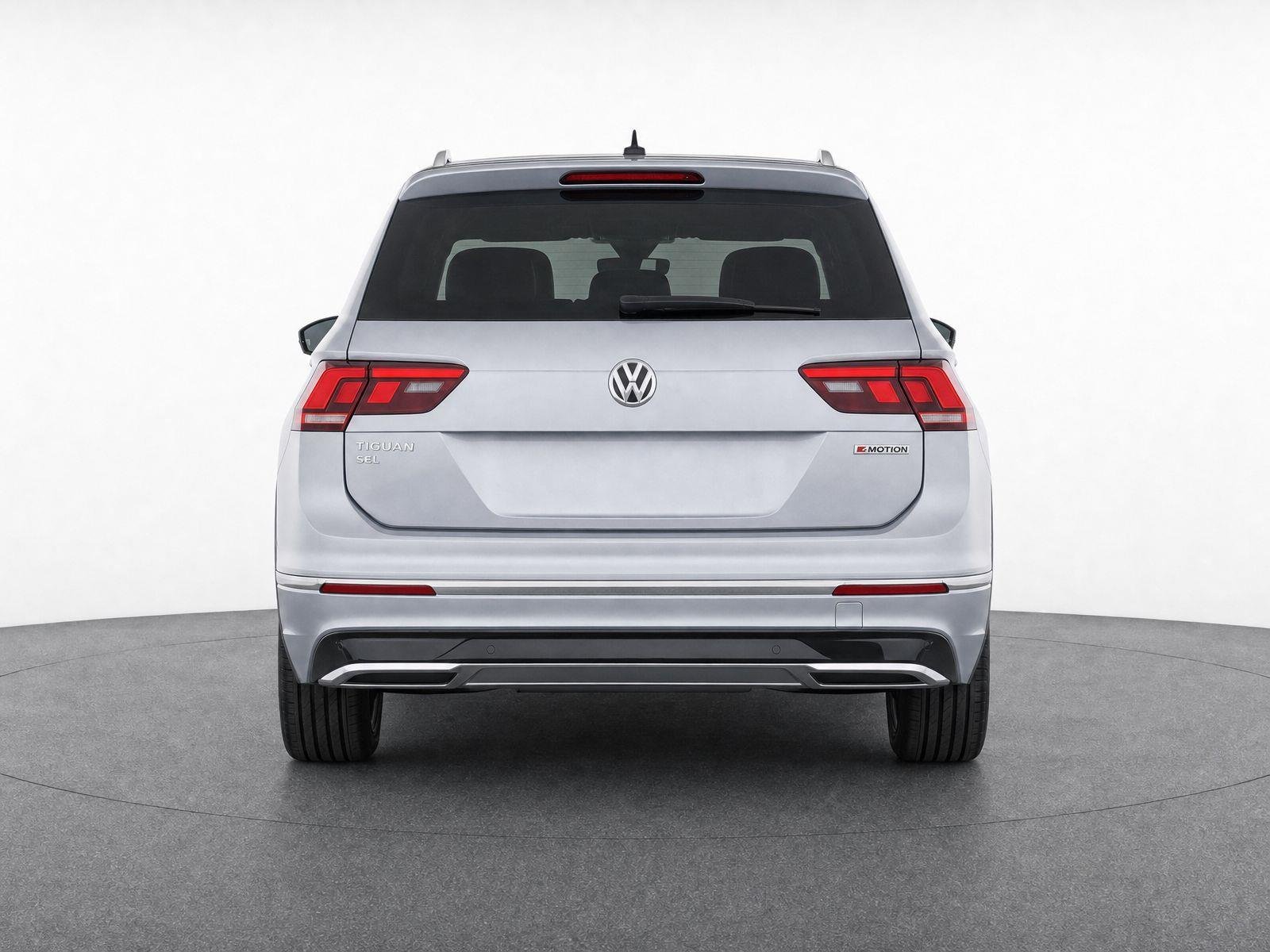 Used 2019 Pyrite Silver Metallic Volkswagen SEL Premium image 7