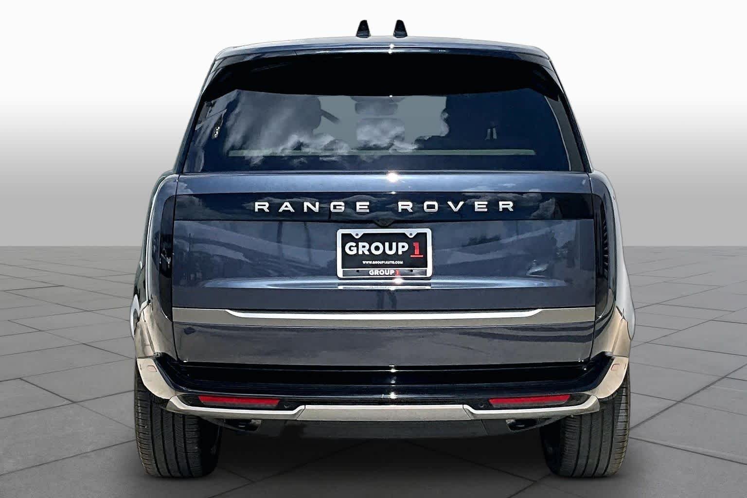 Pre-Owned 2026 Land Rover Range Rover SE